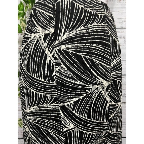 JM Collection Skirt size Small Black White Mesh Long A Line Stretch Tropical - Picture 7 of 14